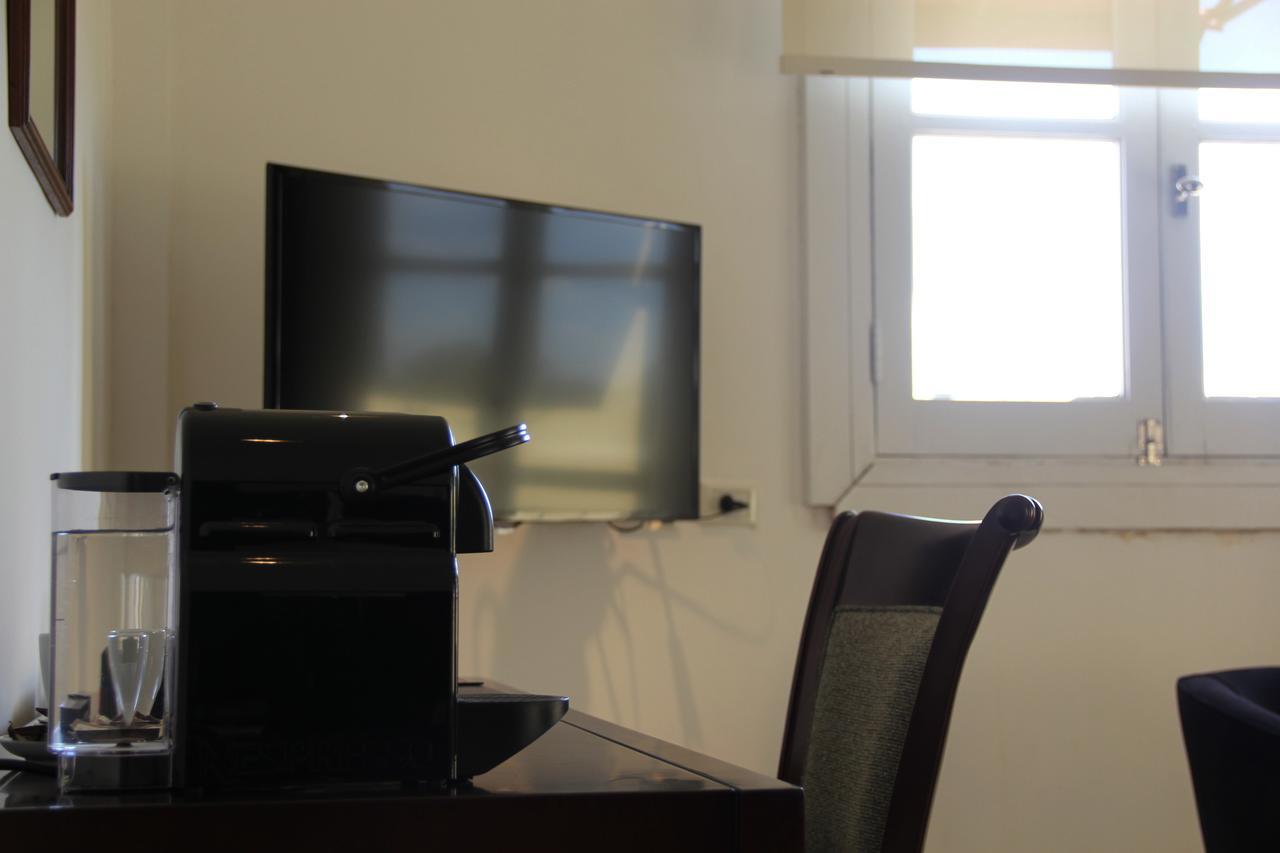Real Hotel Lujan Экстерьер фото